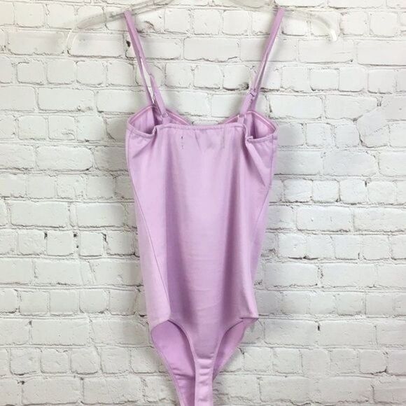 CODEXMODE. Knot Keyhole Front Bodysuit. Lavender XS - Picture 4 of 7
